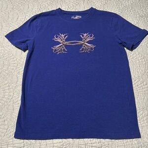 Under Armour Blue Boys Antler Logo T-Shirt, EUC, Size Medium
